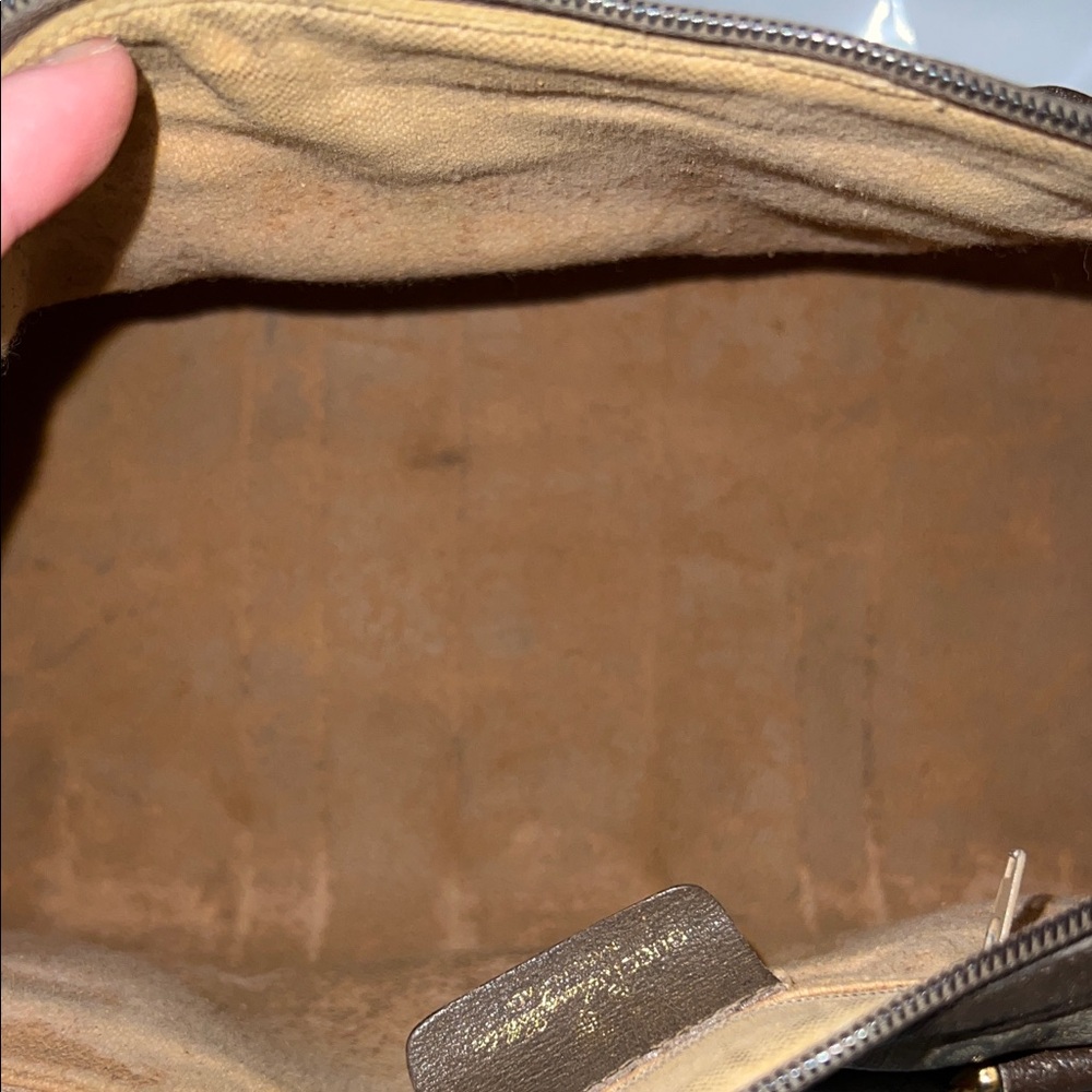 Gucci Monogram Satchel with Red and Green Accents - Picture 9 of 16